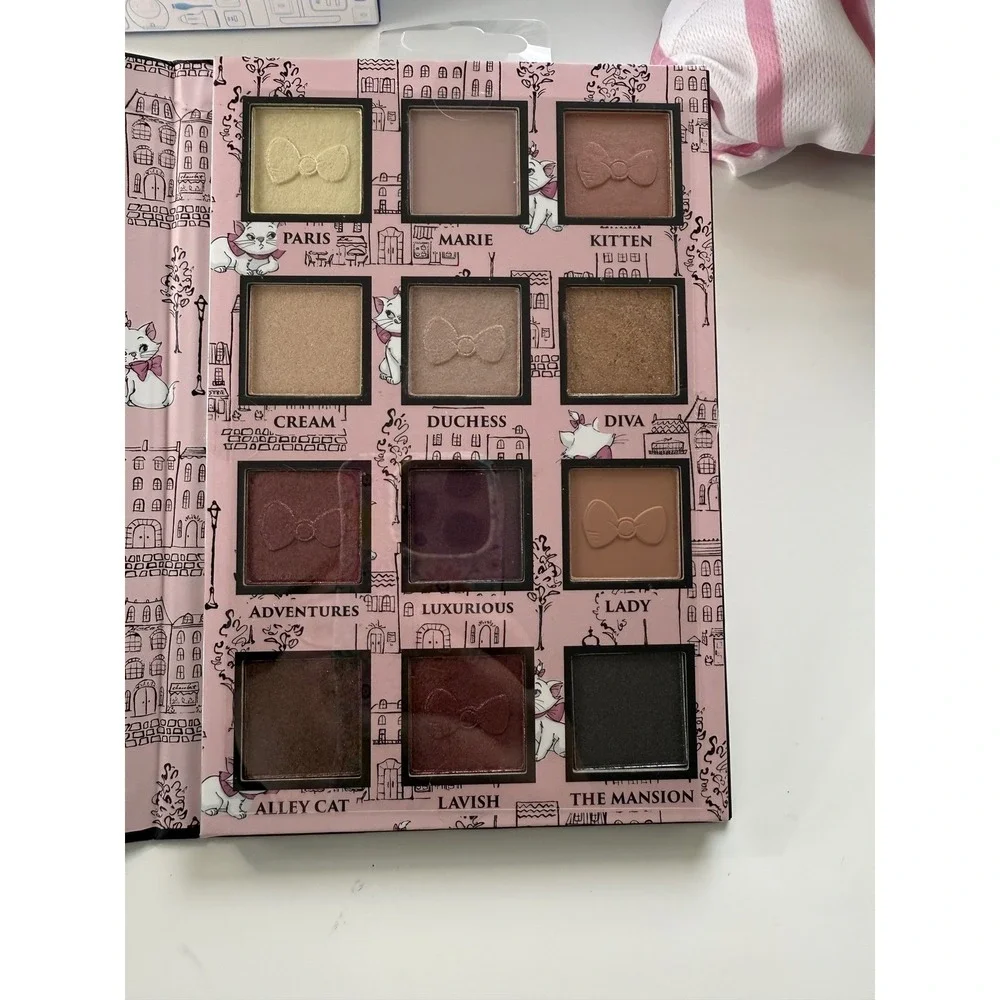 Disney Aristocats Marie Lip Balm & Eyeshadow Palette Duo‎ Gift Set Coquette NEW